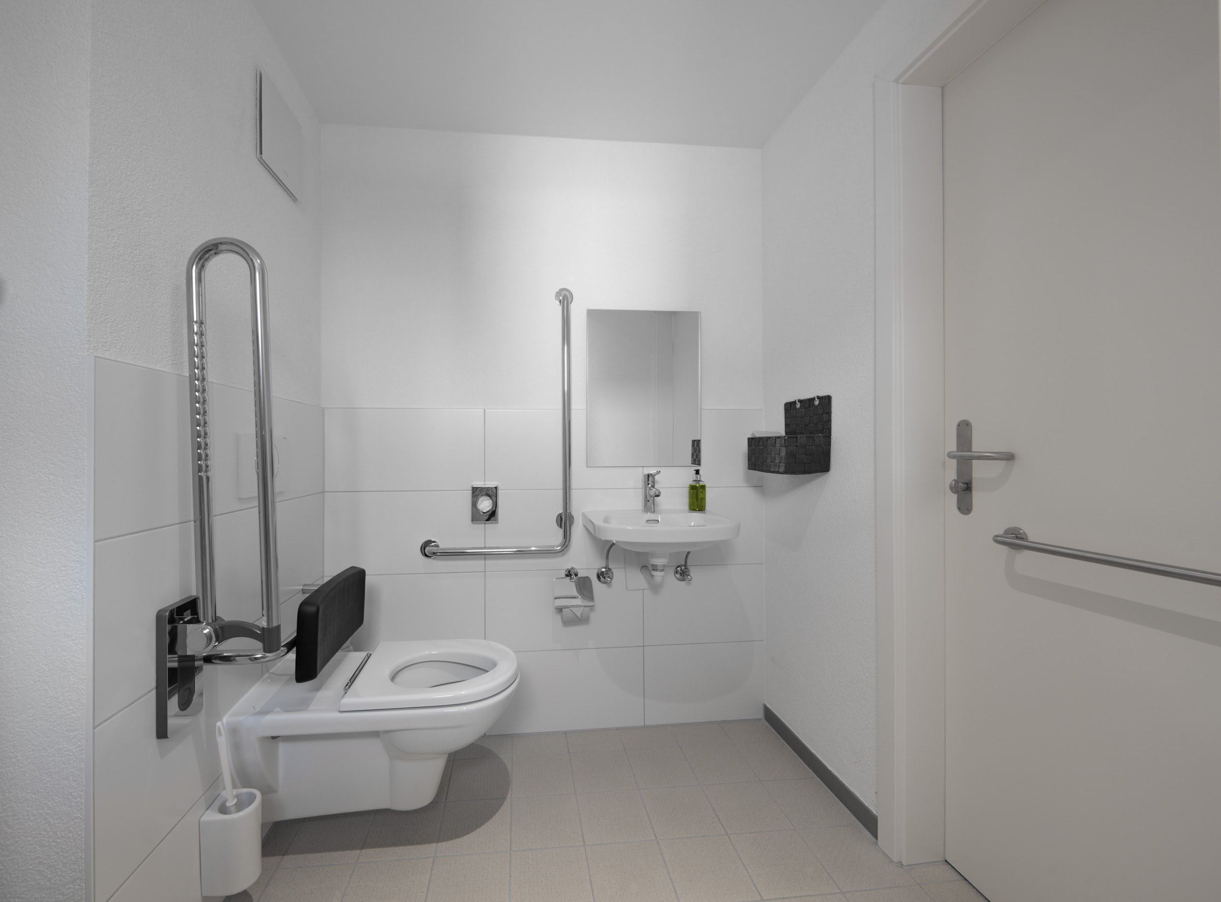 Domaine Notre-Dame de la Route Swiss Lodge